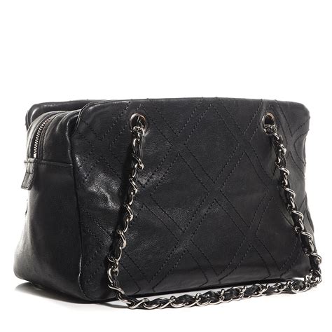 CHANEL Calfskin Small Diamond Stitch Tote Black